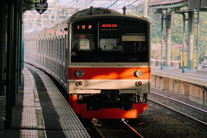 Kereta Rel Listrik (KRL). (Facebook.com/@Commuter Line)