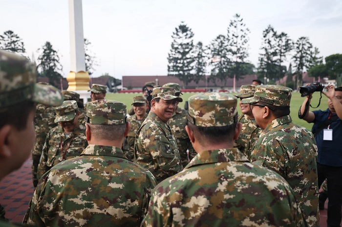 Presiden Prabowo Subianto membiayai kegiatan retreat Kabinet Merah Putih di Akademi Militer, Magelang, Jawa Tengah. (Dok. Tim Media Prabowo)