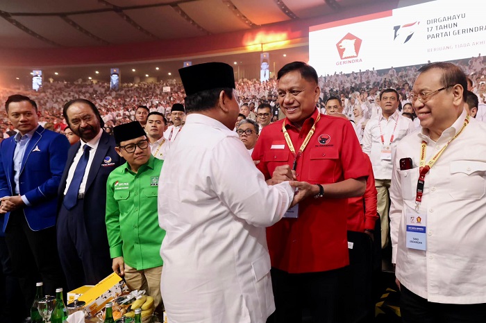 HUT Partai Gerindra, Inilah Momen Prabowo Subianto Sapa dan Peluk Perwakilan PDI Perjuangan